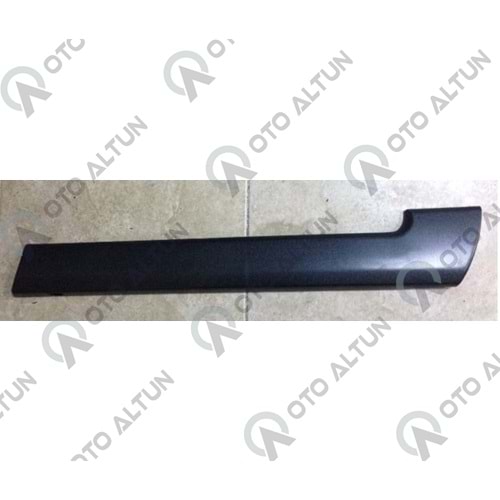 KAPI DÖŞEME ÜST PLASTİĞİ ÖN SAĞ R9